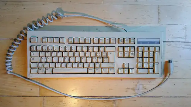 Behavior Tech Computer keyboard model 5140 Swiss French layout