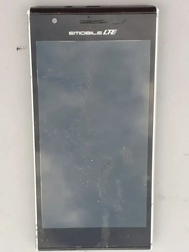 EMOBILE LTE phone in Japan