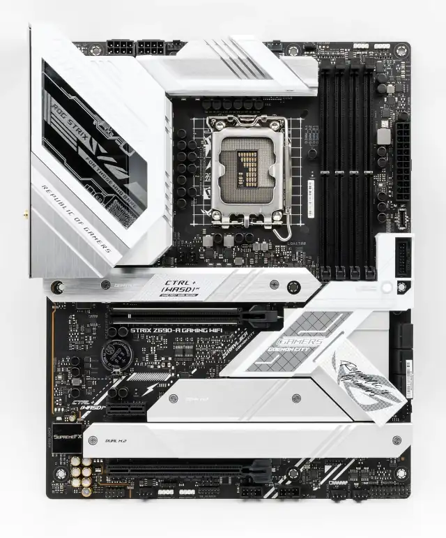 2023 Płyta główna Asus ROG STRIX Z690 A GAMING WIFI
