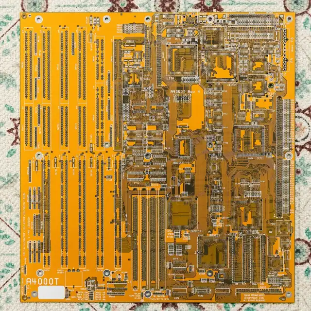Amiga 4000T motherboard, revision 4, front side