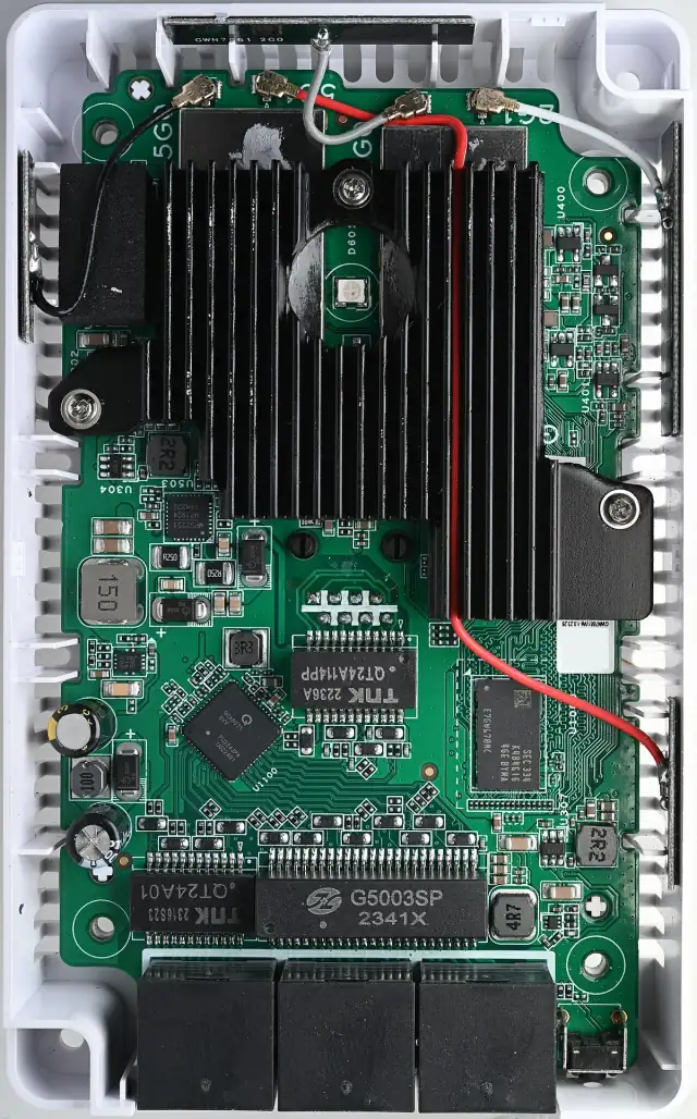Grandstream GWN7661 Wi Fi6 AP pcb