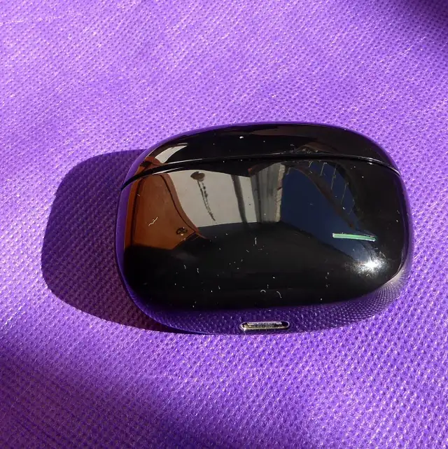 Earfun wireless black headphones, September 2024 09