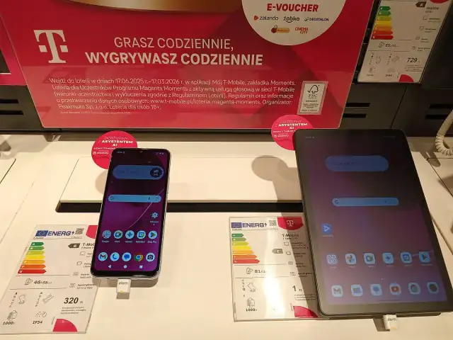 20251008 155626 T Phone 3 and T Tablet 2