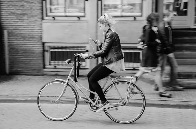 Cycling Amsterdam 03