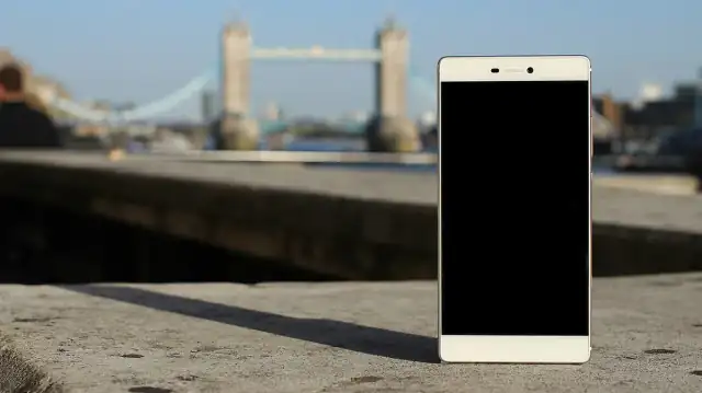 Huawei P8 smartphone (16975509930)