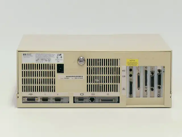 HP HP9000 725 100 Workstation 10